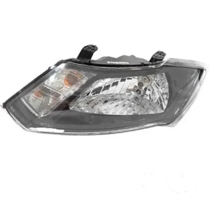 چراغ جلو چپ کوئیک با موتور مدرن