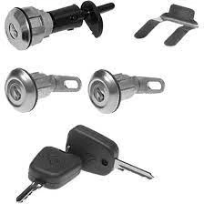 سري سوئيچ دربها و صندوق سواري پيكان - نصير لوازم کد 40100011