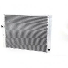 رادیاتور آب بی ام و 630i سال های 2004 تا 2007 (نیسنس) - 17117534915