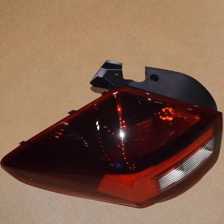 560x560 (47) چراغ خطر عقب چپ ام وی ام X22 پرو