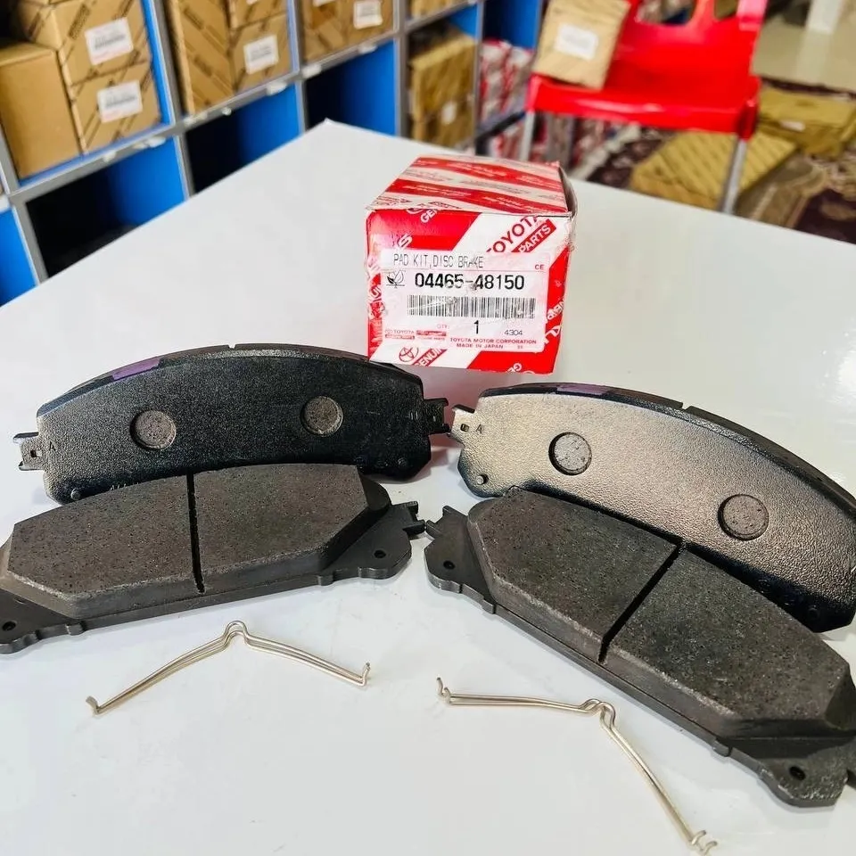 لنت ترمز جلو لکسوس ار ایکس 350 جنیون پارت 48150-04465 لنت ترمز جلو لکسوس ار ایکس 350 جنیون پارت 48150-04465