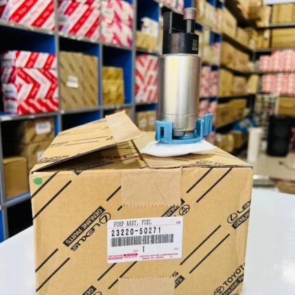 پمپ بنزین هایلوکس 50271-23220 جنیون پارت