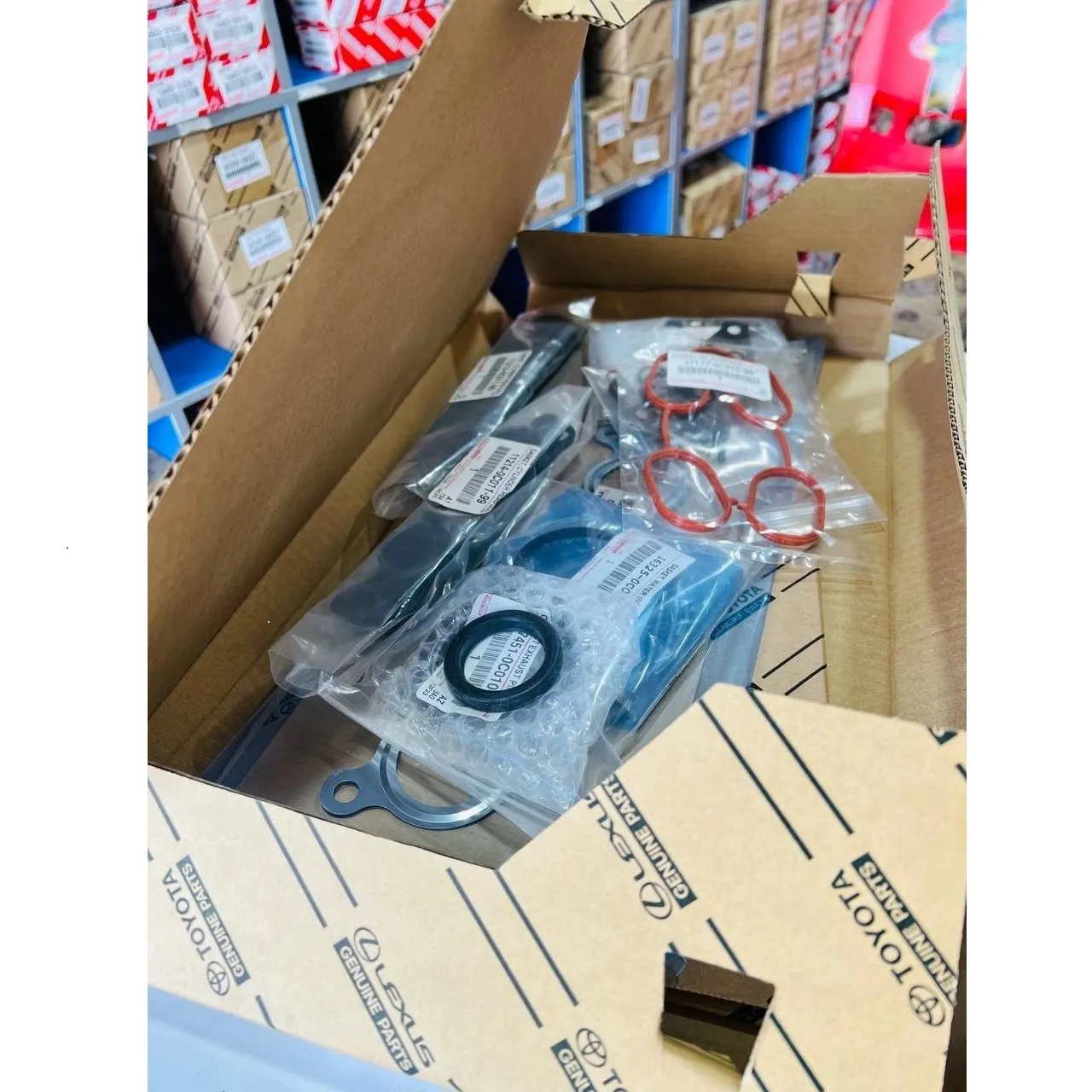 واشر کامل موتور هایلوکس2TR جنیون پارت 0c098-04111 واشر کامل موتور هایلوکس2TR جنیون پارت 0c098-04111