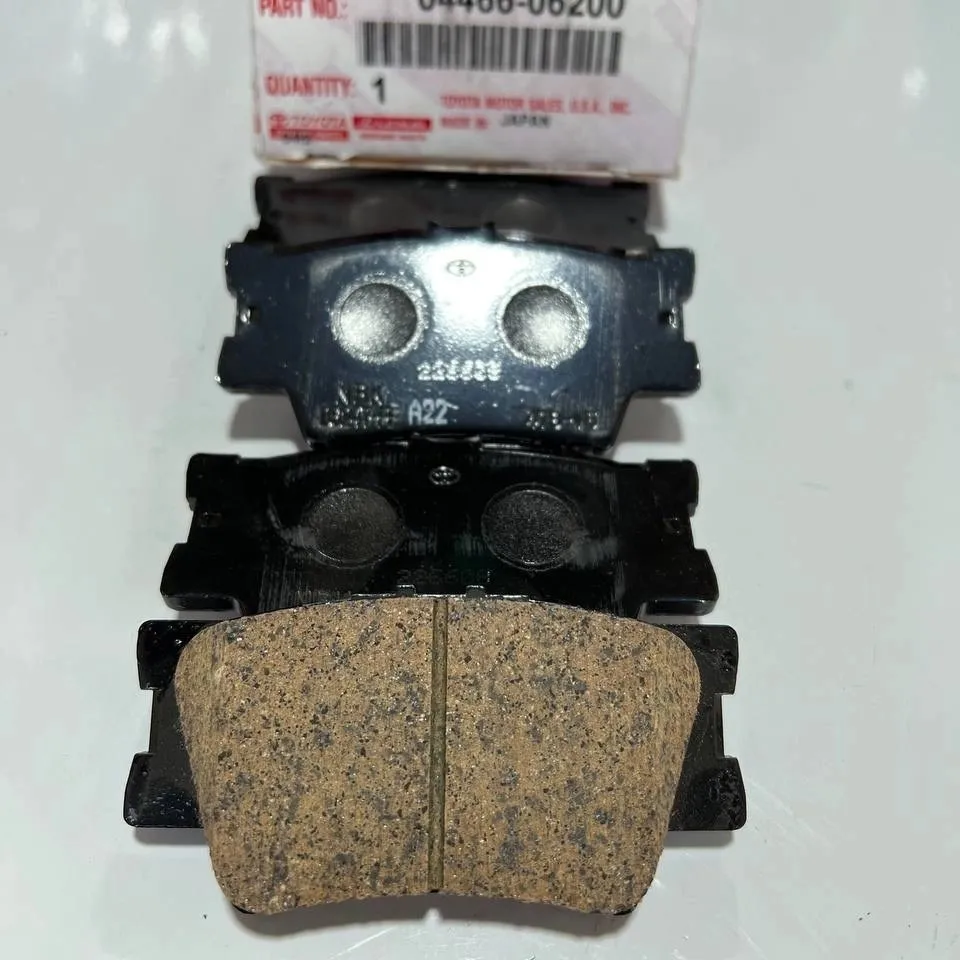 لنت ترمز عقب rav4 کمری 06200-04466 جنیون پارت لنت ترمز عقب rav4 کمری 06200-04466 جنیون پارت