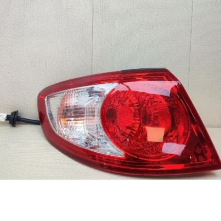 چراغ خطر عقب روی گلگیر سمت چپ هیوندای سانتافه قدیم 2008 برند اصلی جنیون پارت با کد فنی 92401 2B000